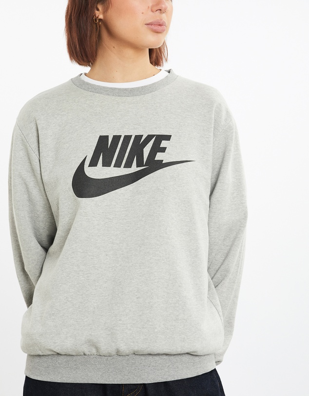 Vintage by The Real Deal - Pre Loved - Vintage Nike Sweatshirt