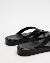 AERE - Leather Platform Thongs