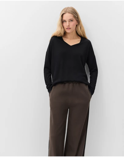 UNISON - Soft V Neck Long Sleeve Tee