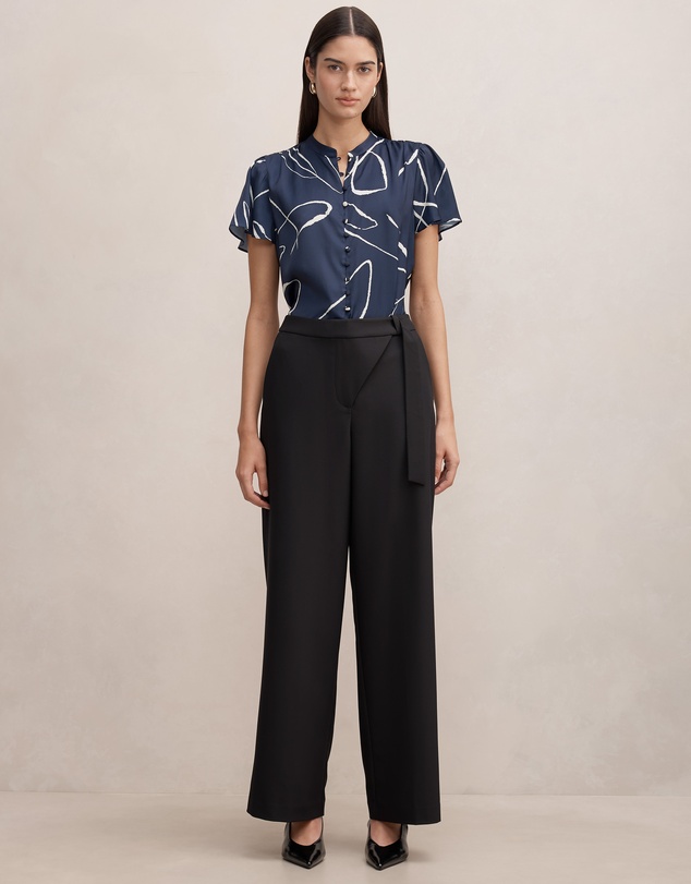 Forever New - Brodie Flutter Sleeves Blouse