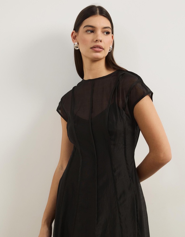 Atmos&Here - Cindy Short Sleeve Panelled Organza Midi Dress