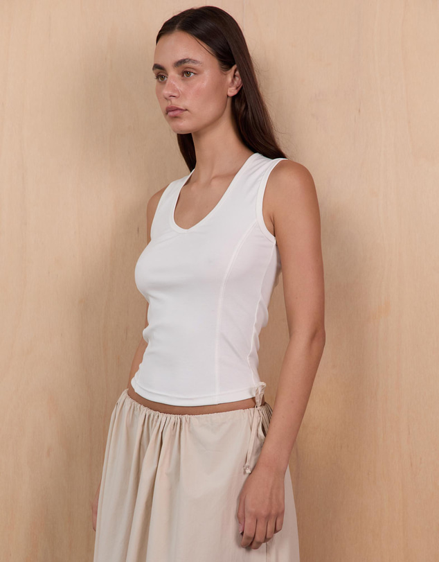 Pinky & Kamal - V-Neck Tank