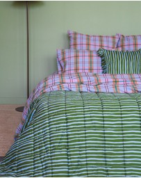 Mosey Me - Strokes Quilted Throw