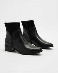 Nina Armando - Salete Boots