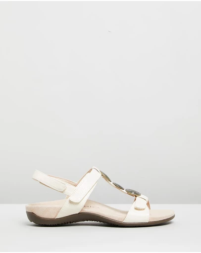 Vionic - Farra Adjustable Sandal - Cream Woven