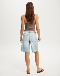 Cotton On - Baggy Denim Shorts