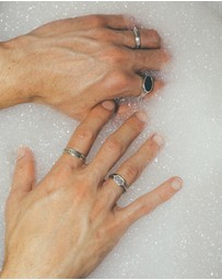 SUE THE BOY - 2 Birds 1 Stone Signet Ring