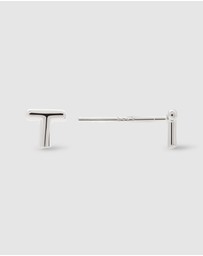 Wanderlust + Co - Alphabet Bubble Silver Stud Earrings - Letter T