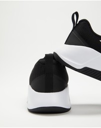 Nike - Nike MC Trainer 3 - Men's