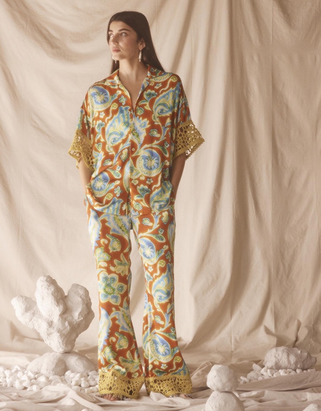 KINGA CSILLA - Brezza Luna Flare
