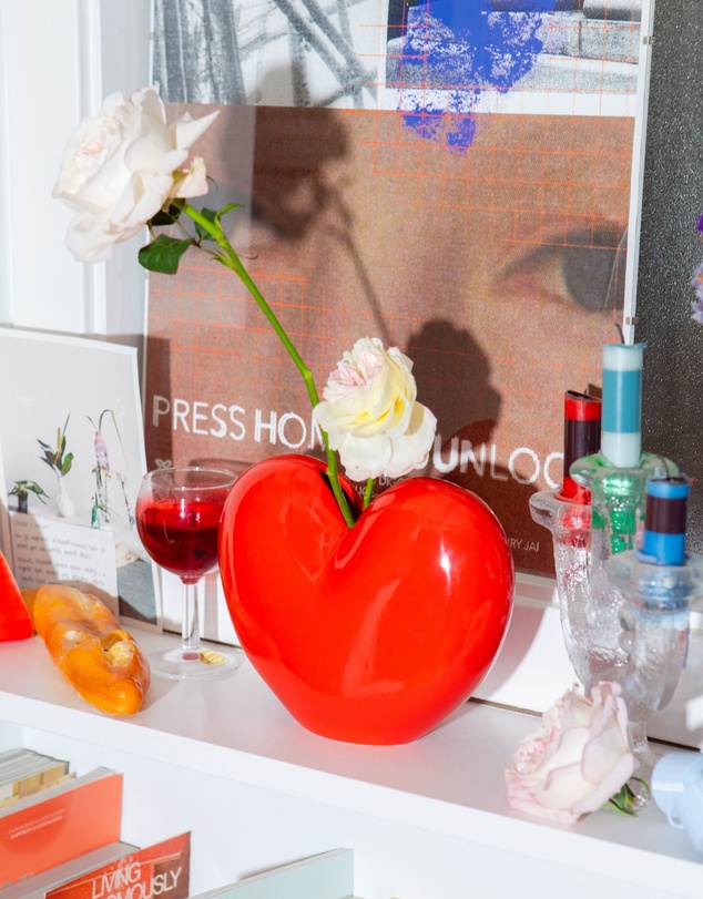 DOIY - Love Vase