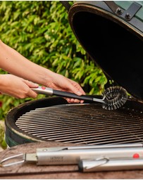Joseph Joseph - GrillOut™ Heavy-duty BBQ Cleaning Brush with Retractable Head