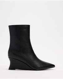 Dazie - Eva Wedge Boots