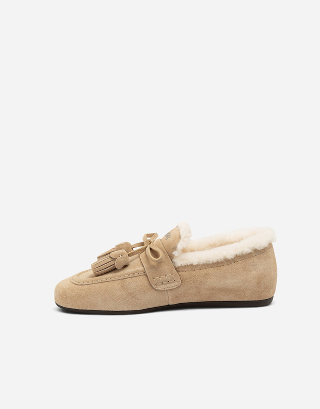 Ozwear Connection Uggs - UGG Dakota Tassel Loafers
