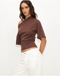 Dazie - Hazel Ruched Jersey Short Sleeve Top