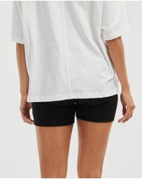 Amelius - Mason Ribbed Shorts
