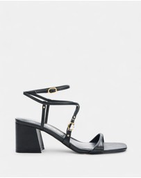 GUESS - Galeon Sandals