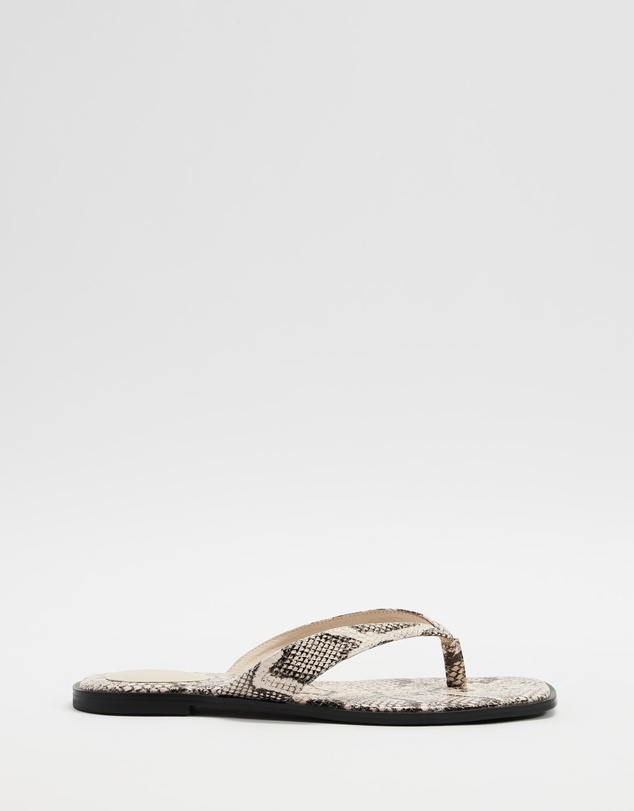 AERE - Flat Leather Thongs
