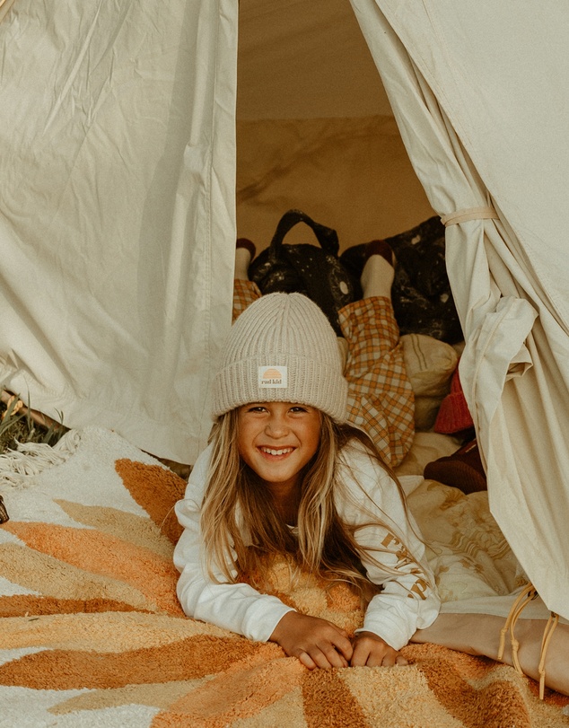Banabae - Rad Kid Merino Beanie and Socks Bundle - Oat