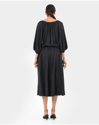 Forcast - Annalia Dolman Sleeve Top
