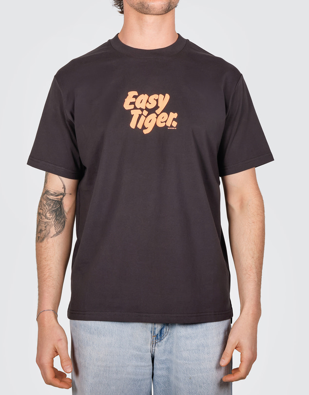 Skwosh - Easy Tiger Men's Slang Tee in Charcoal