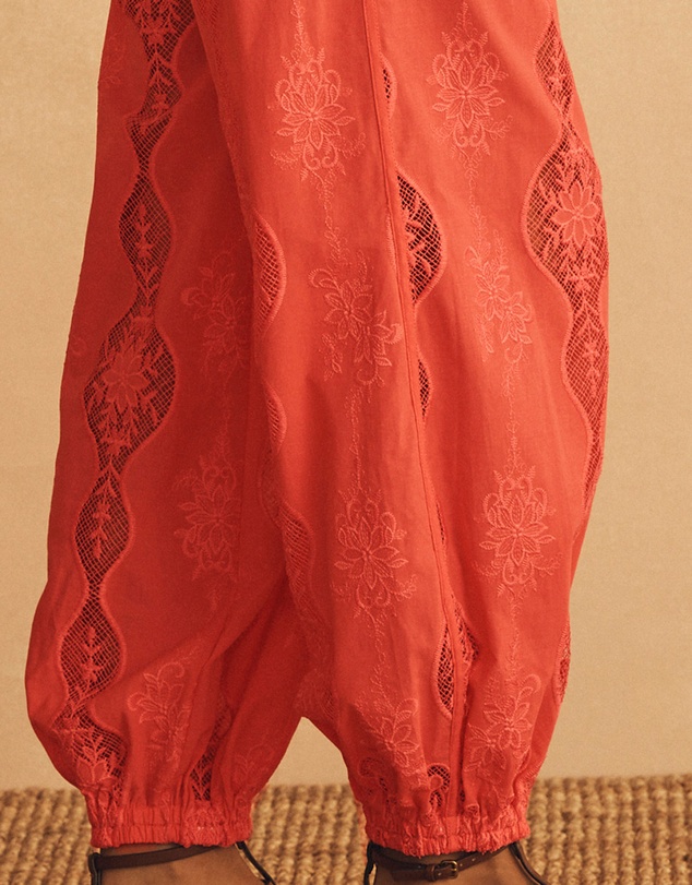 AUR OCEA - Pleated Harem Pants