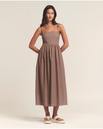 ST MRLO - Lanah Midi Dress