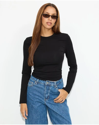 Dazie - In-Season Fitted Long Sleeve T-Shirt