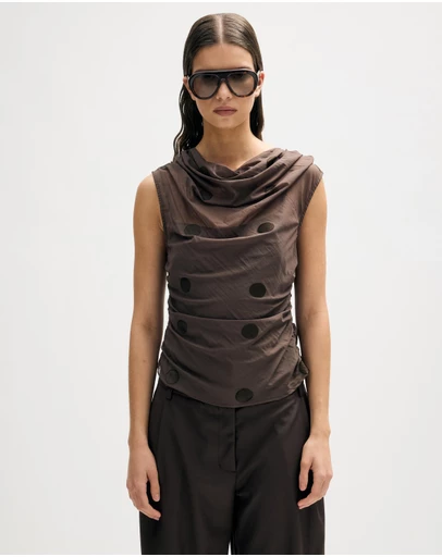 Minima Esenciales - Clove Spot Drape Top