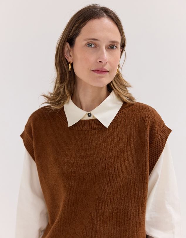 Cloth & Co. - The Crew Neck Vest Castagne