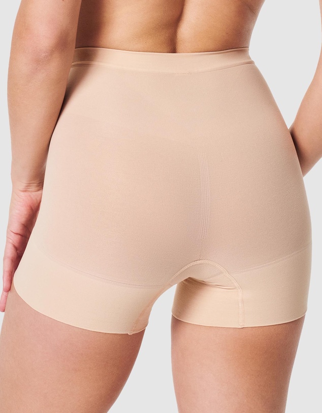 Spanx - Everyday Seamless Shaping Shorty
