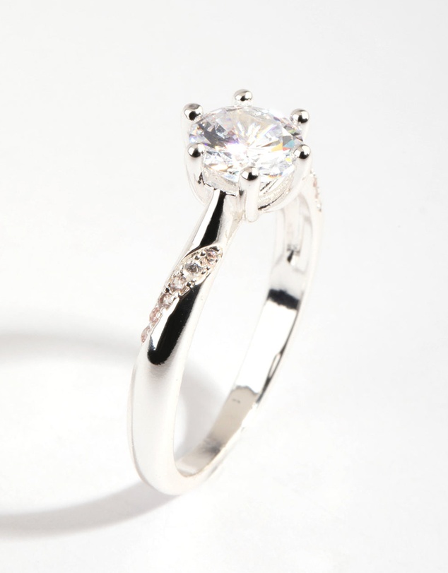 Lovisa - Silver Plated Twisted Ring with Cubic Zirconia