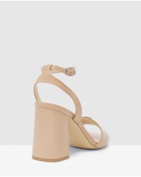 GUESS - Gelyae Block Heels