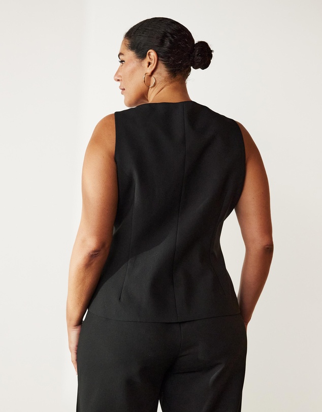 Atmos&Here Curvy - Lottee Scoop Neck Vest