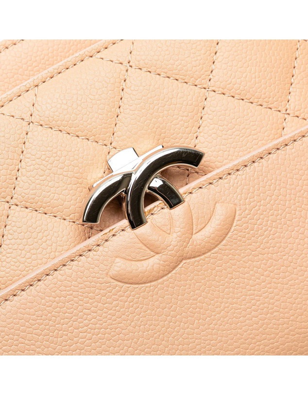Pre-Loved by Azura Reborn - Pre-Loved chanel Leather Handbag with Chain Strap