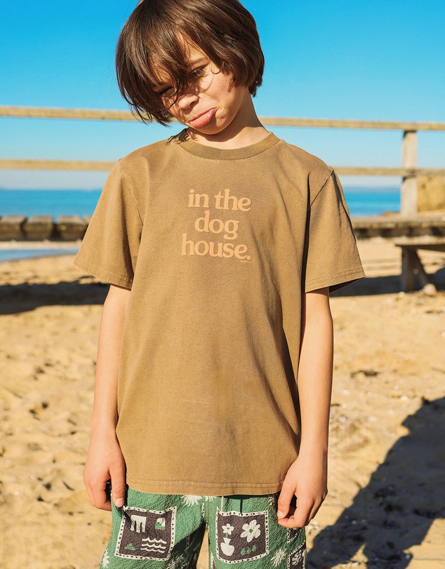 Skwosh - Dog House Kids Slang Tee in Brown
