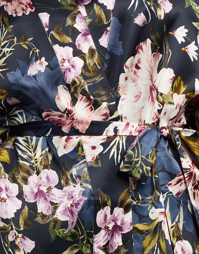 Sainted Sisters - Scarlett Silk Kimono