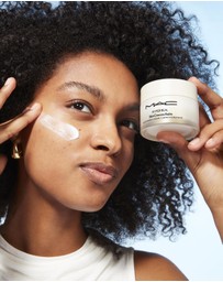 MAC - Hyper Real Skincanvas Balm