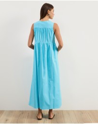 Atmos&Here - Louisa V-Neck Midi Dress
