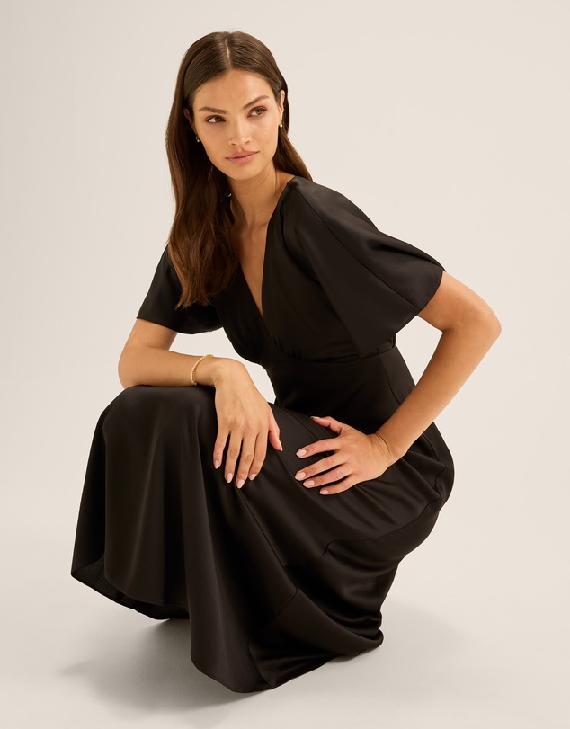 Review - Montreal Short Sleeve Maxi Dress