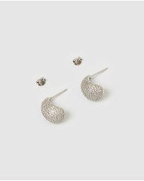 Izoa - Elara Stud Earrings