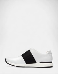 Vionic - Codie Casual Sneaker - White