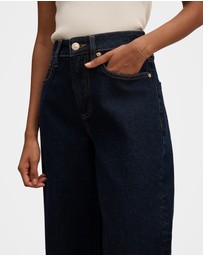 Forever New Petite - Nicki Petite Mid Rise Straight Leg Jeans