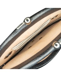 Pre-Loved by Azura Reborn - Pre-Loved gucci Novelty Leather Coin Purse with Chain