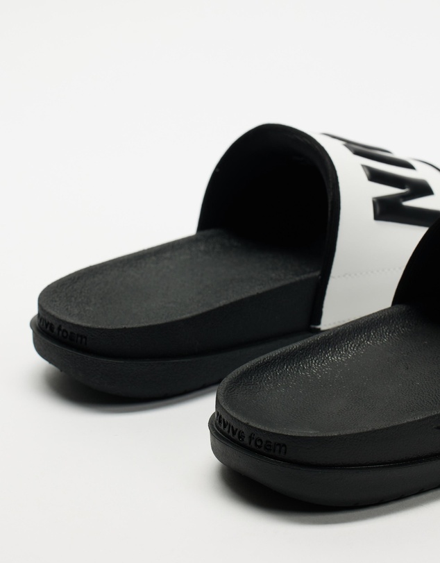 Nike - Offcourt Slides - Women's