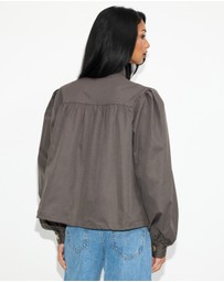 Dazie - Daniella Pleated Bubble Hem Jacket
