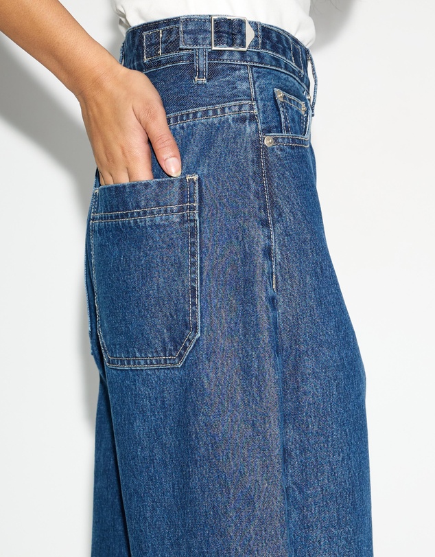 Dazie - Moscow Cinch Waistband Barrel Jeans