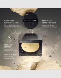 Bobbi Brown - Sheer Finish Pressed Powder