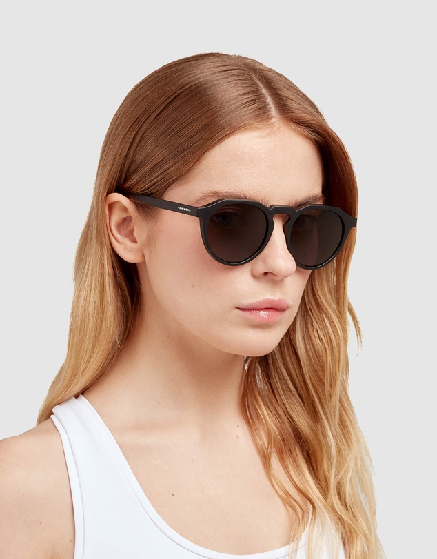 Hawkers Co - Polarized Black Black Warwick Raw Sunglasses for Men and Women UV400