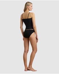 Lauren by Ralph Lauren - Luxe Smoothing Slim Fit Adjustable Strap Camisole